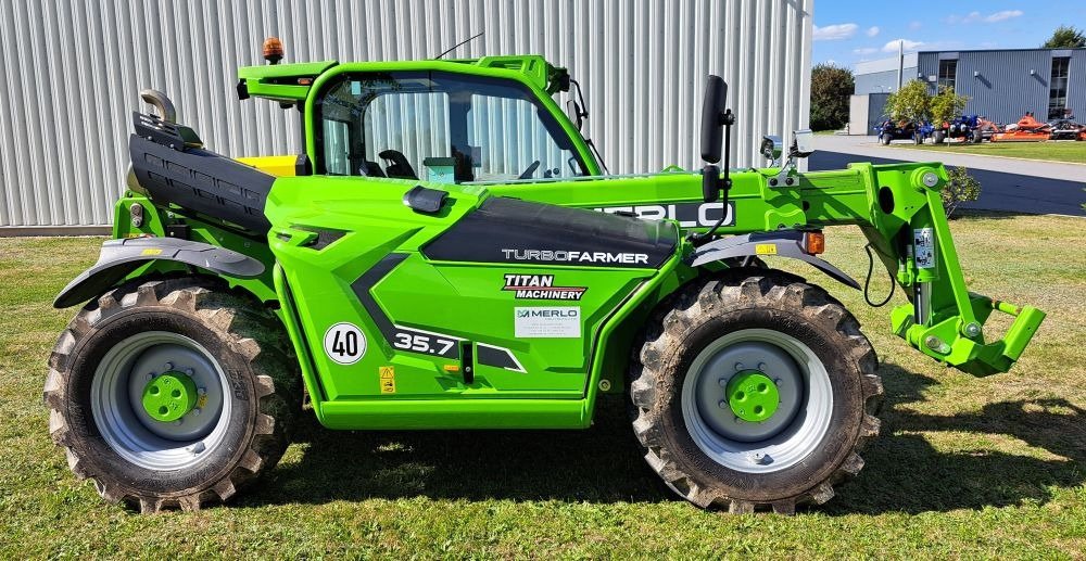 Teleskoplader of the type Merlo TF 35.7 CS-140, Vorführmaschine in Burkau (Picture 9)