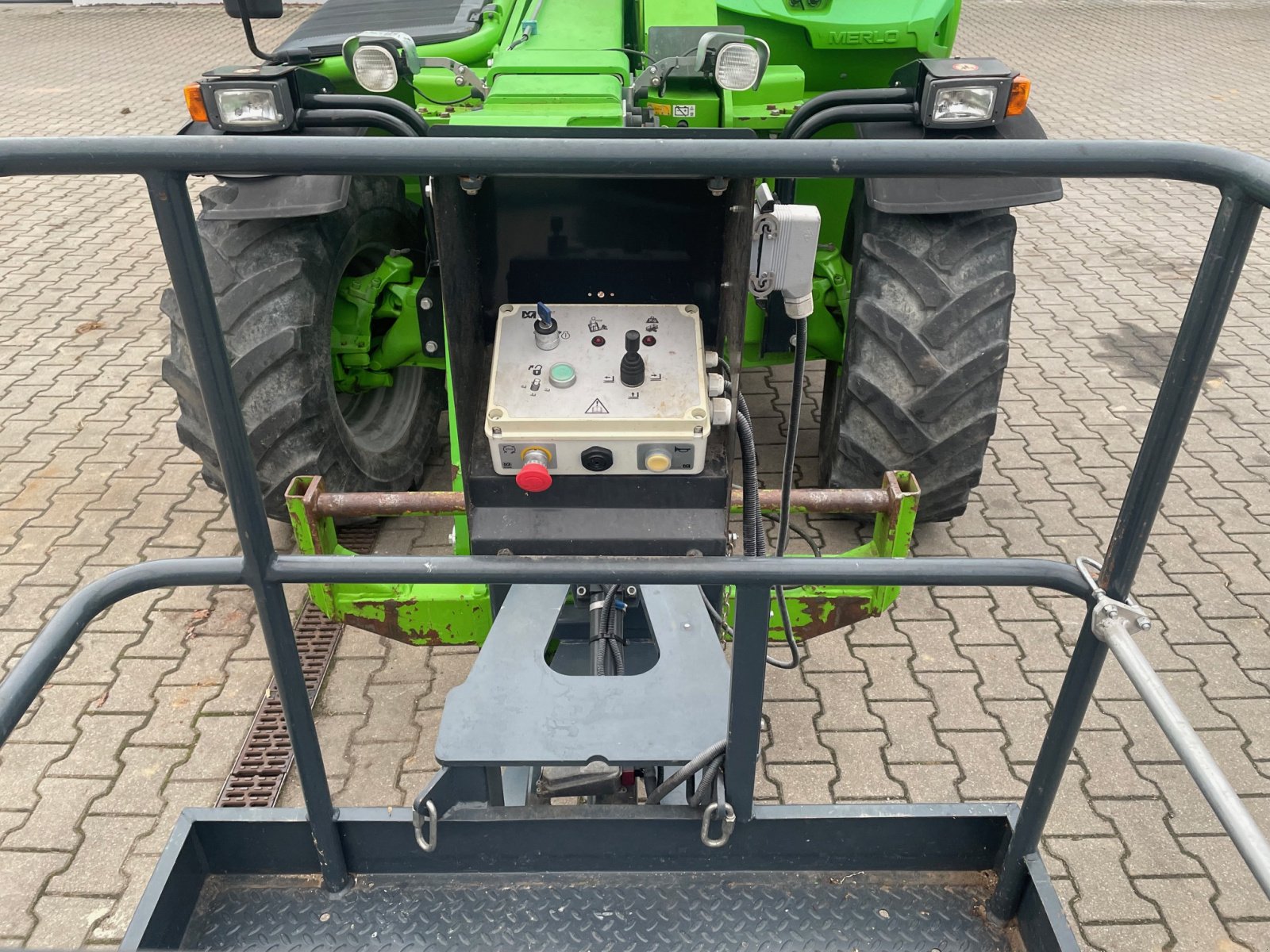 Teleskoplader του τύπου Merlo TF 38.10 TT-120 mit Heckhydraulik und Zapfwelle, Gebrauchtmaschine σε Burglengenfeld (Φωτογραφία 11)