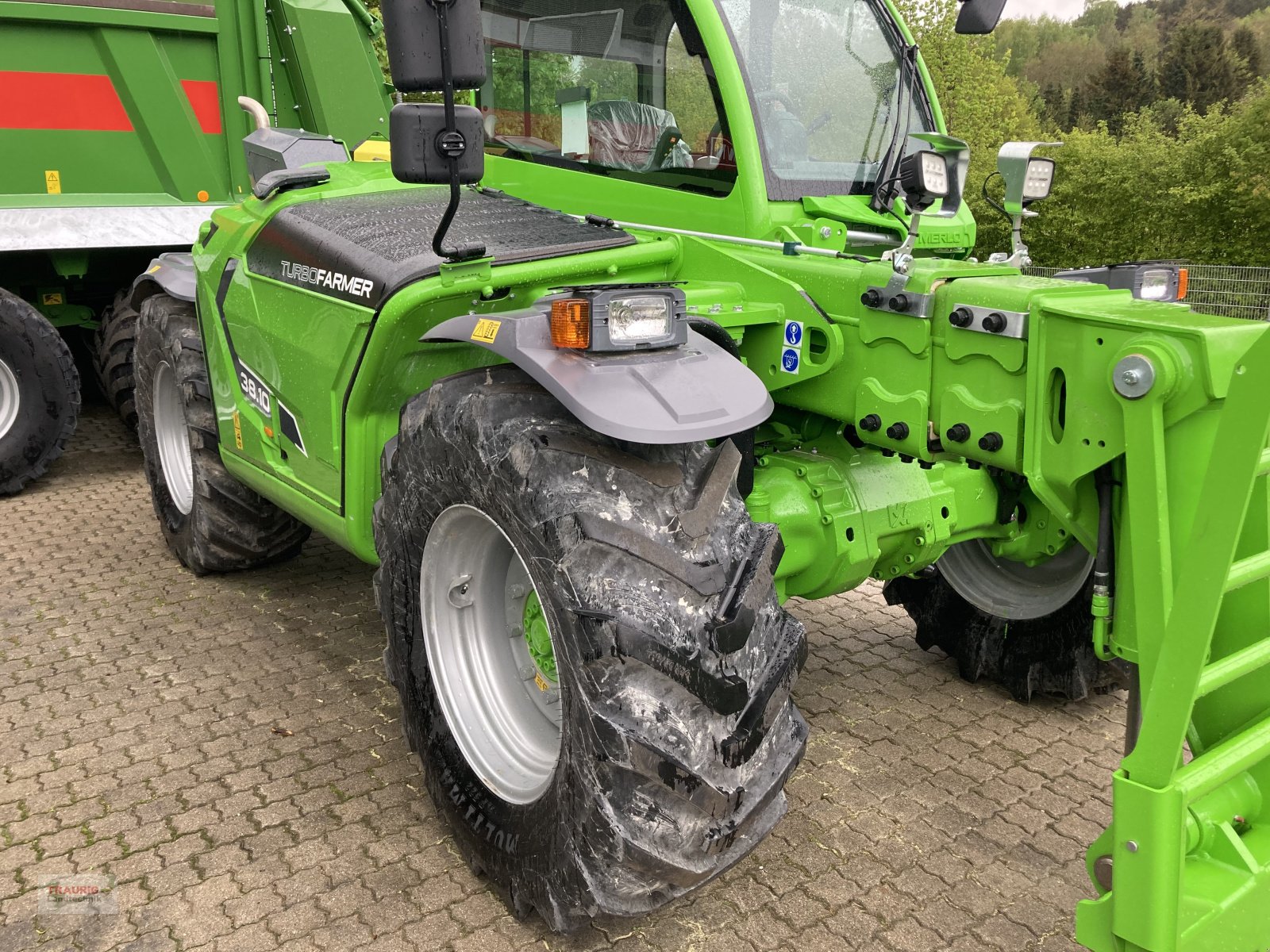 Teleskoplader of the type Merlo TF 38.10TT CS 136, Neumaschine in Mainburg/Wambach (Picture 5)