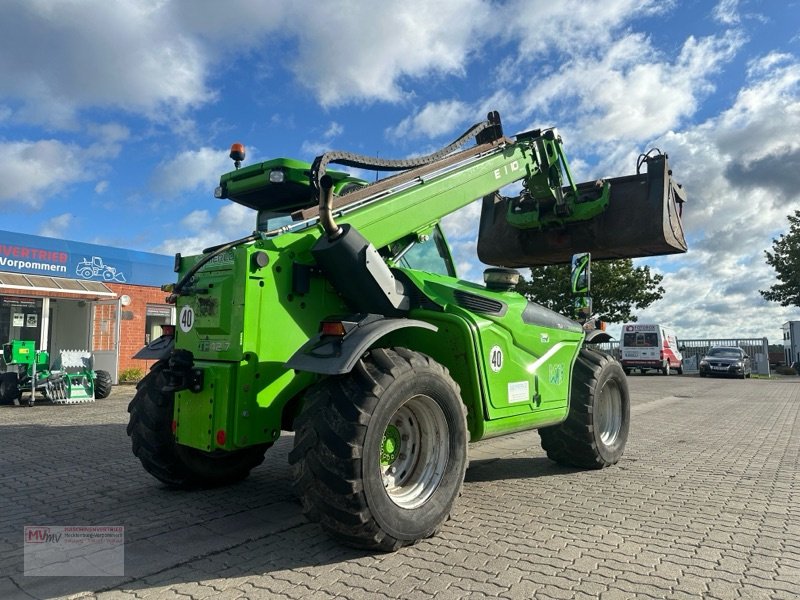 Teleskoplader of the type Merlo TF 42.7-140, Gebrauchtmaschine in Neubrandenburg (Picture 3)