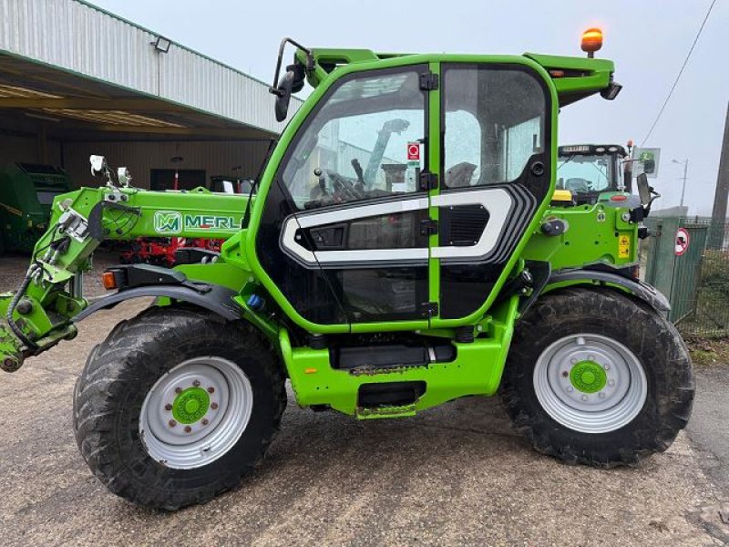 Teleskoplader of the type Merlo TF 42.7 CS 140, Gebrauchtmaschine in BOSC LE HARD (Picture 1)