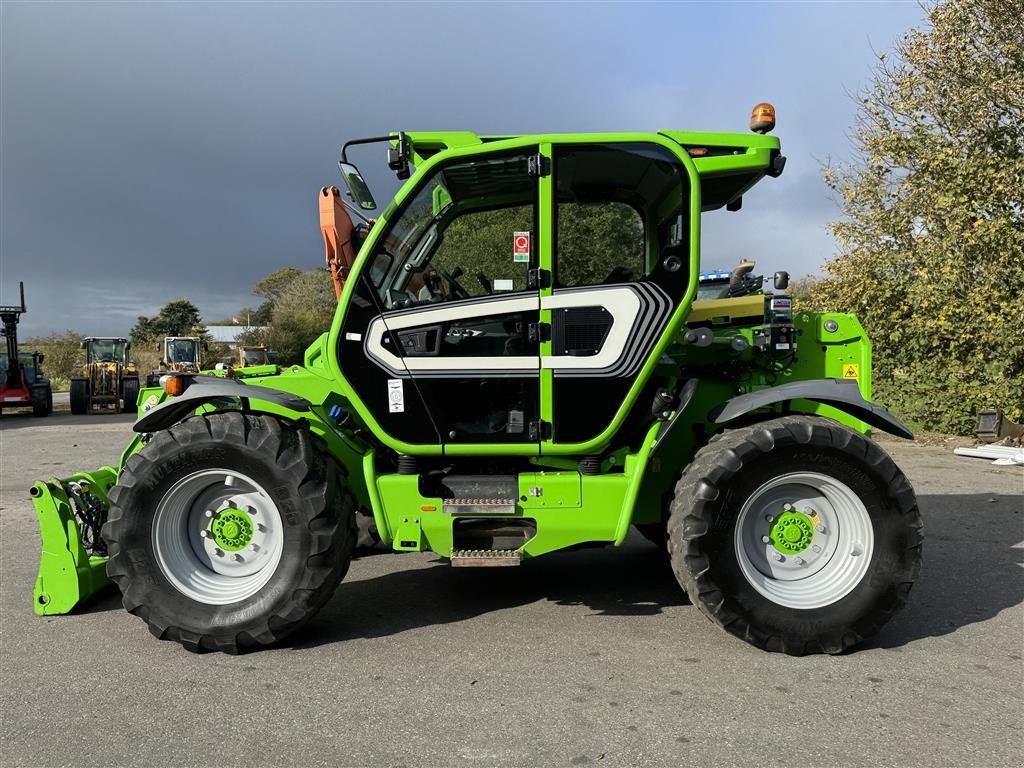 Teleskoplader van het type Merlo TF 42.7 CS KUN 1300 TIMER! MED AFFJEDRET KABINE!, Gebrauchtmaschine in Nørager (Foto 6)