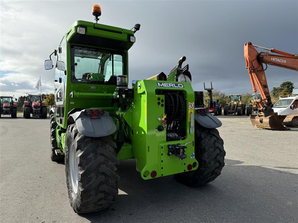 Teleskoplader van het type Merlo TF 42.7 CS KUN 1300 TIMER! MED AFFJEDRET KABINE!, Gebrauchtmaschine in Nørager (Foto 8)