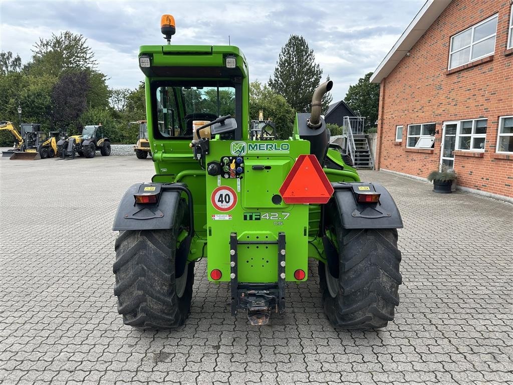 Teleskoplader du type Merlo TF 42.7 CS, Gebrauchtmaschine en Gjerlev J. (Photo 6)