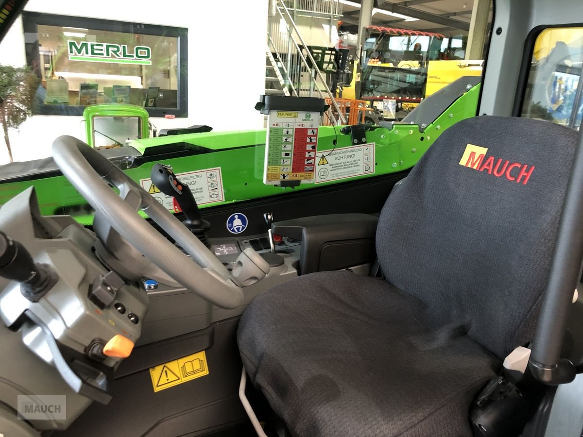 Teleskoplader van het type Merlo Turbofarmer TF 33.9, Neumaschine in Burgkirchen (Foto 11)