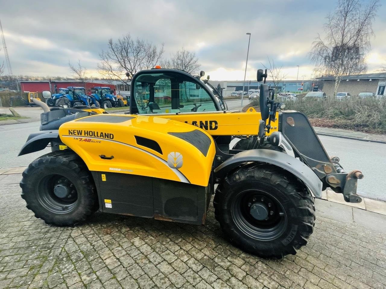 Teleskoplader du type New Holland 7.42 LM, Gebrauchtmaschine en Middelfart (Photo 8)