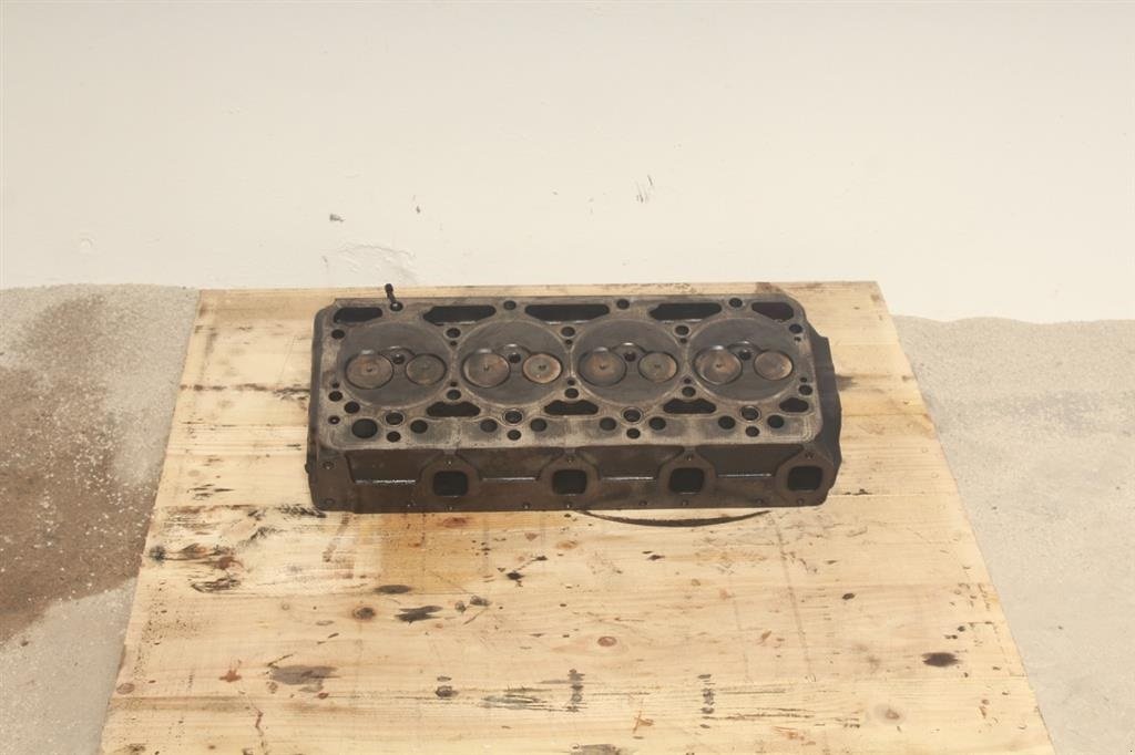 Teleskoplader typu New Holland LM 410 Topstykke / Cylinder Head, Gebrauchtmaschine v Viborg (Obrázok 2)