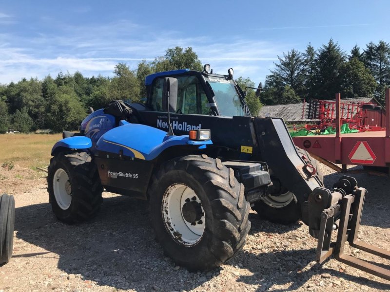 Teleskoplader του τύπου New Holland LM 415 A, Gebrauchtmaschine σε Give (Φωτογραφία 1)