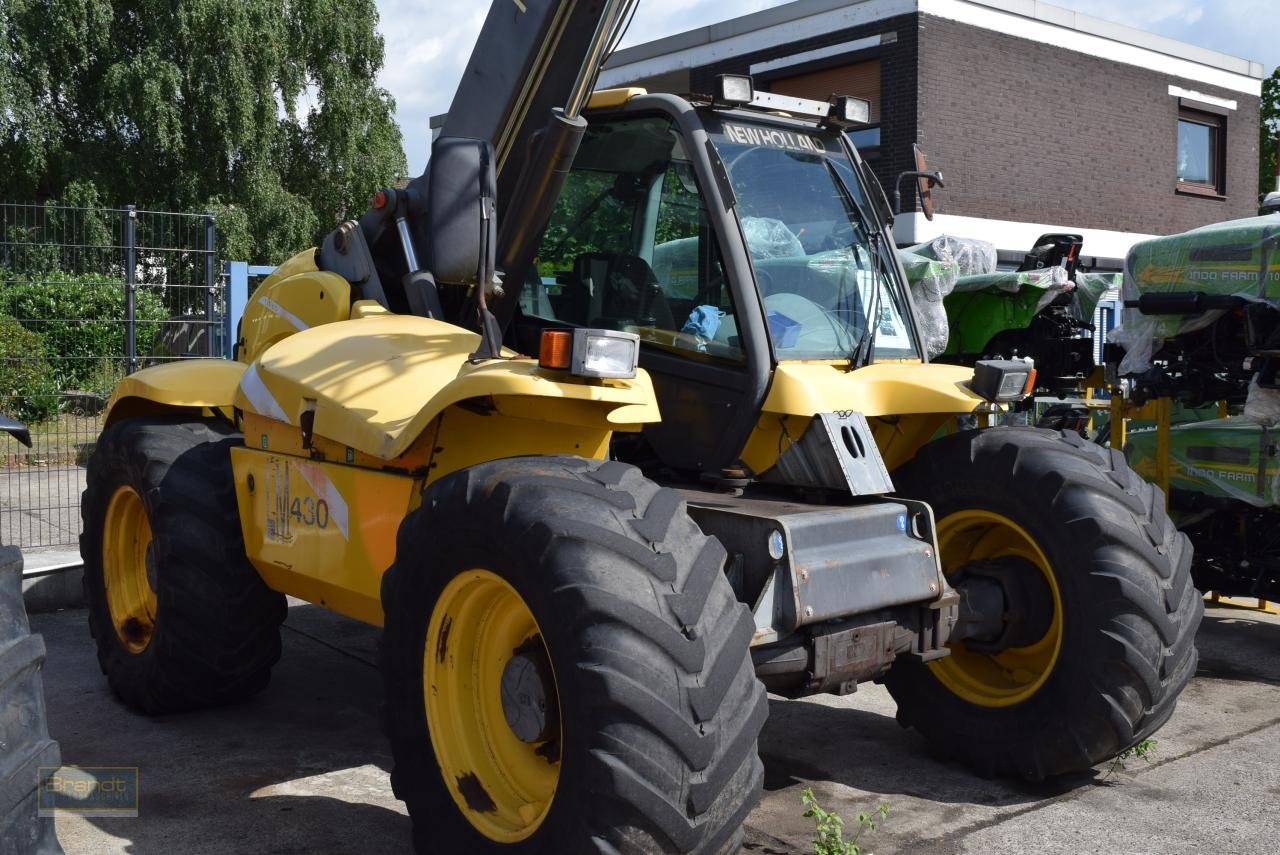 Teleskoplader tip New Holland LM 430, Gebrauchtmaschine in Oyten (Poză 2)