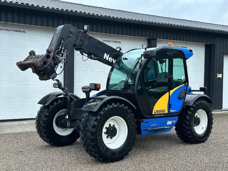 Teleskoplader del tipo New Holland LM 5060 PLUS, Gebrauchtmaschine In Linde (dr) (Immagine 6)