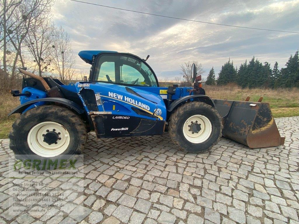 Teleskoplader del tipo New Holland LM 5060, Gebrauchtmaschine In Weißenschirmbach (Immagine 2)