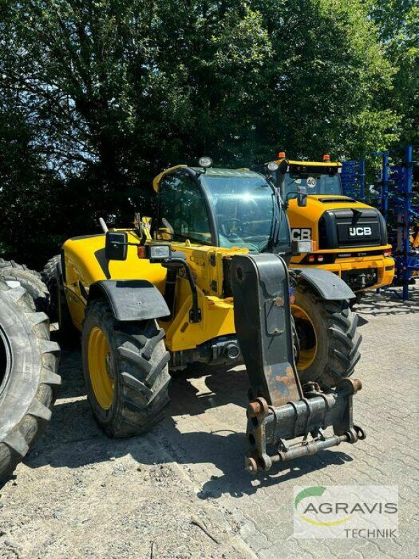 Teleskoplader des Typs New Holland LM 732, Gebrauchtmaschine in Königslutter (Bild 3)