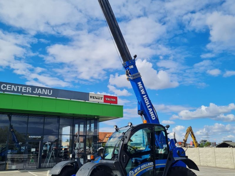 Teleskoplader of the type New Holland LM 7.42 Elite, Gebrauchtmaschine in Gerasdorf