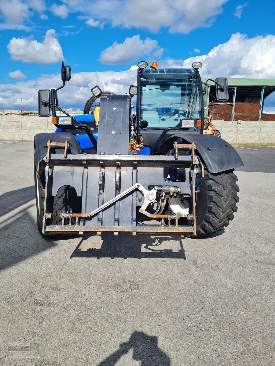 Teleskoplader des Typs New Holland LM 7.42 Elite, Gebrauchtmaschine in Gerasdorf (Bild 14)