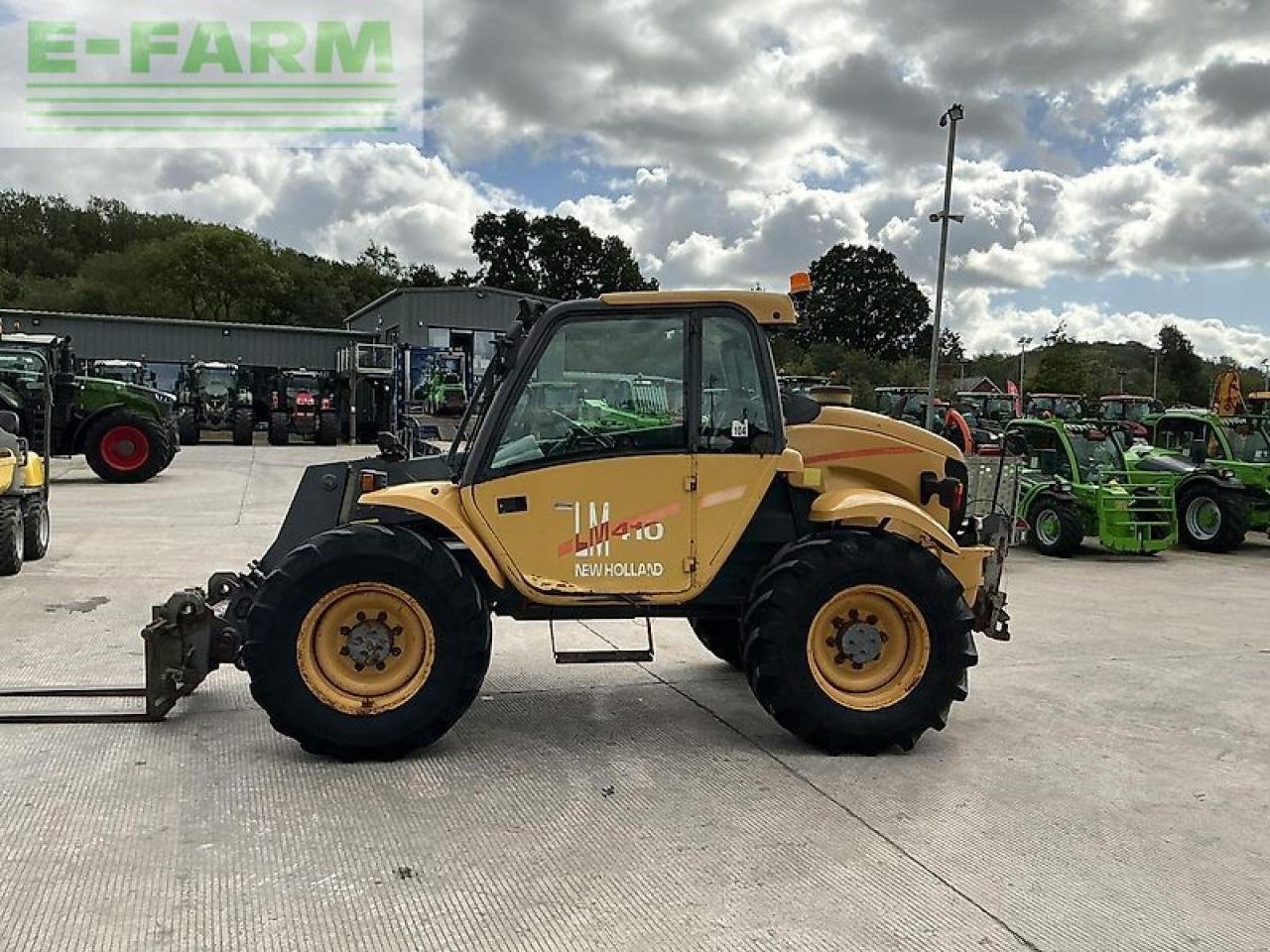 Teleskoplader van het type New Holland lm410 turbo telehandler (st20804), Gebrauchtmaschine in SHAFTESBURY (Foto 5)