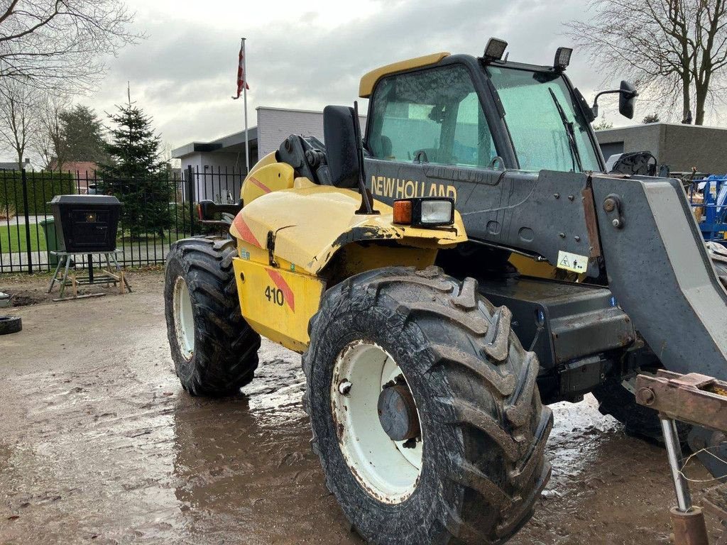 Teleskoplader типа New Holland LM410, Gebrauchtmaschine в Antwerpen (Фотография 9)