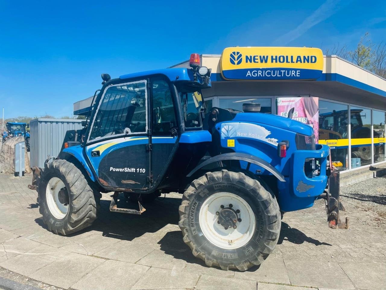 Teleskoplader of the type New Holland LM435, Gebrauchtmaschine in Middelfart (Picture 2)