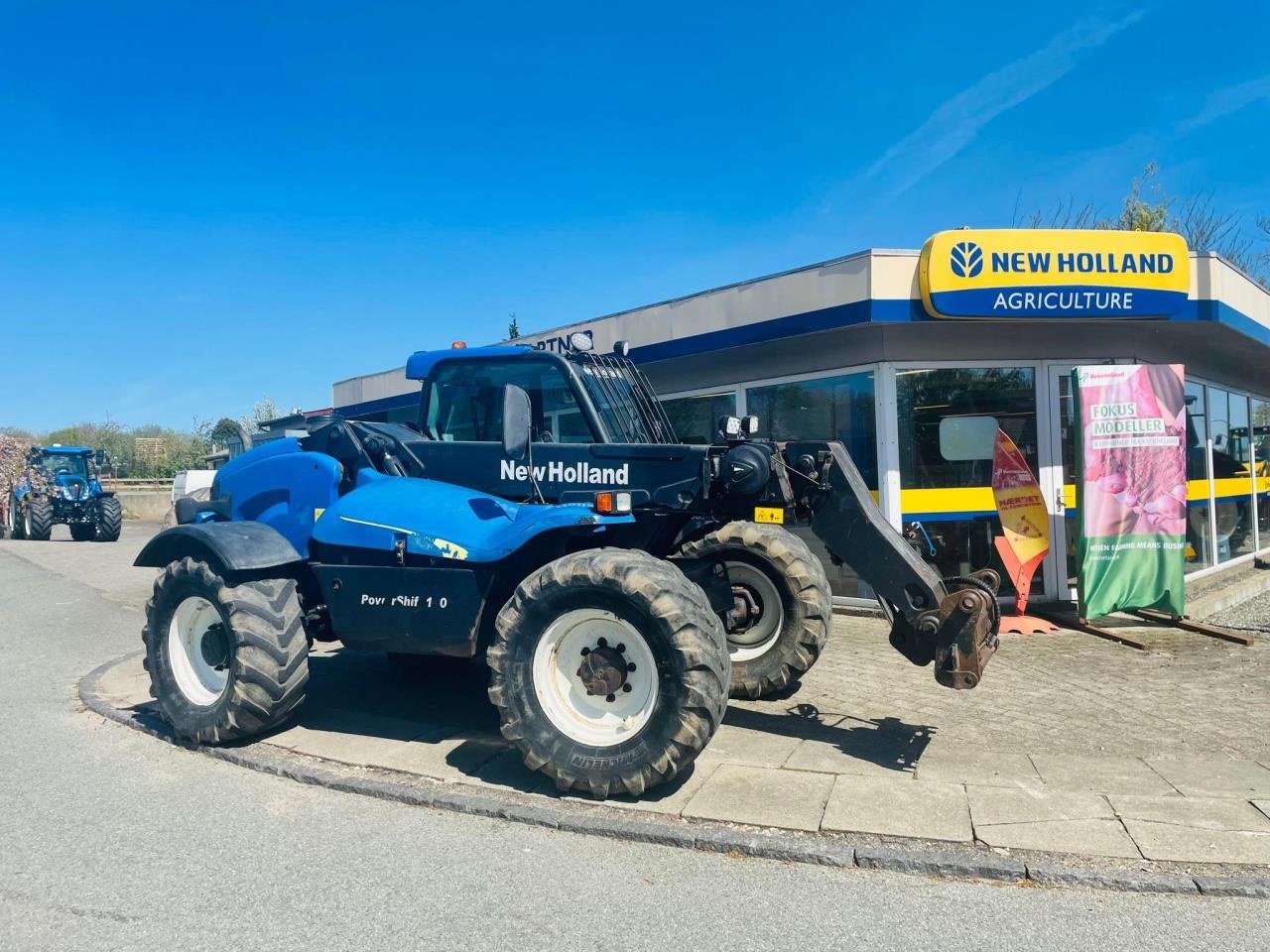 Teleskoplader van het type New Holland LM435, Gebrauchtmaschine in Middelfart (Foto 4)