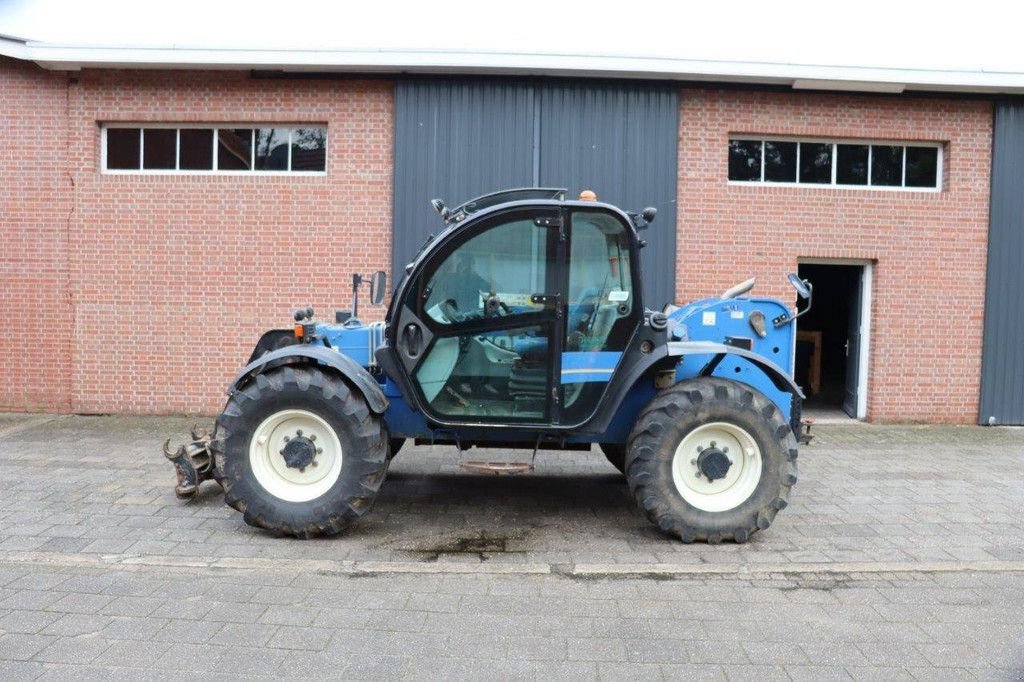 Teleskoplader del tipo New Holland LM7.42, Gebrauchtmaschine en Antwerpen (Imagen 2)