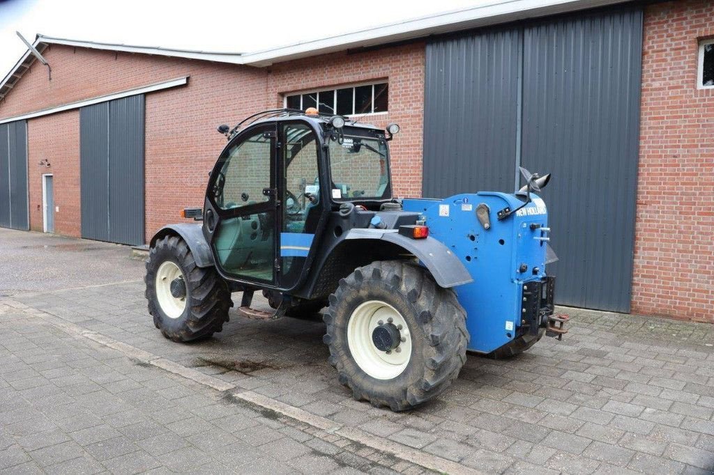 Teleskoplader del tipo New Holland LM7.42, Gebrauchtmaschine en Antwerpen (Imagen 3)