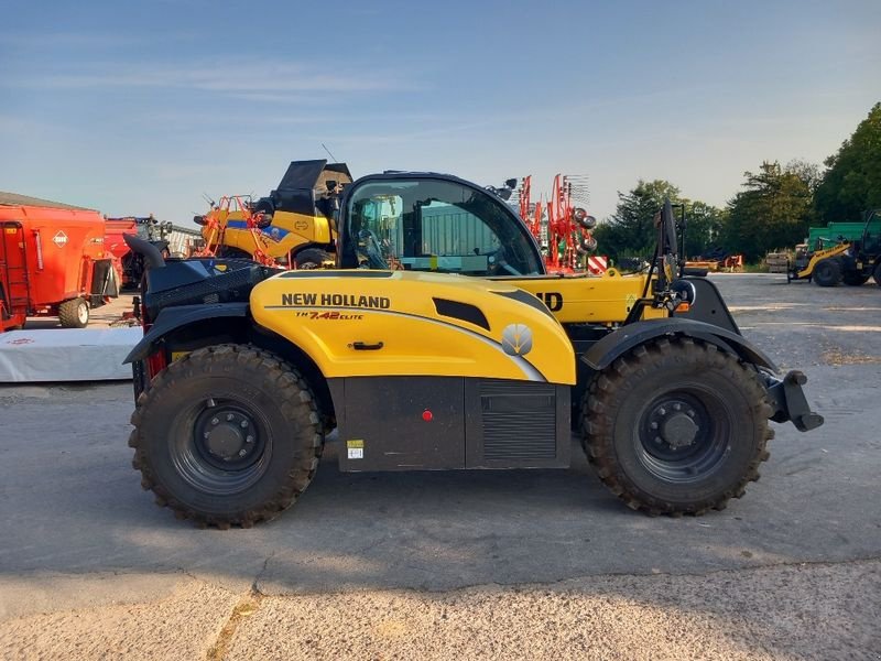 Teleskoplader van het type New Holland Sonstiges, Gebrauchtmaschine in Nieheim Kreis Höxter (Foto 5)