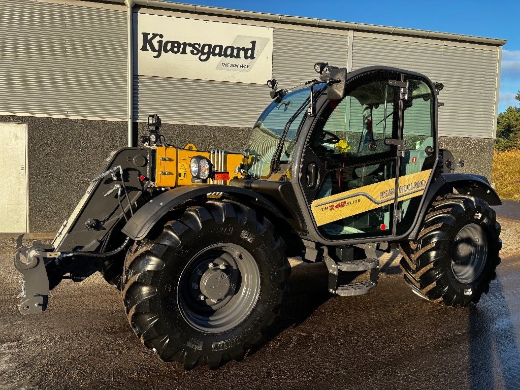 Teleskoplader типа New Holland TH 7.42 Elite, Gebrauchtmaschine в Aalborg SV (Фотография 1)