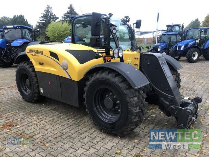 Teleskoplader of the type New Holland TH 7.42 ELITE, Neumaschine in Coppenbrügge (Picture 2)