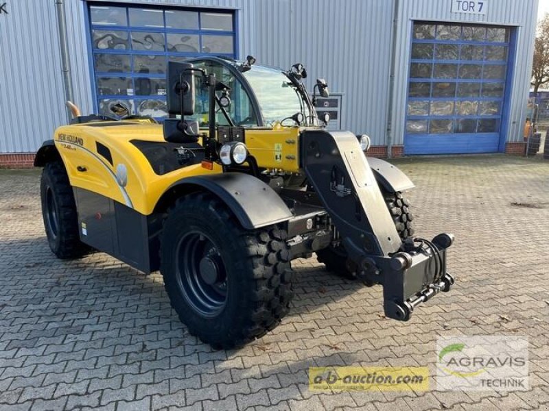 Teleskoplader typu New Holland TH 7.42 ELITE, Gebrauchtmaschine w Meppen (Zdjęcie 2)