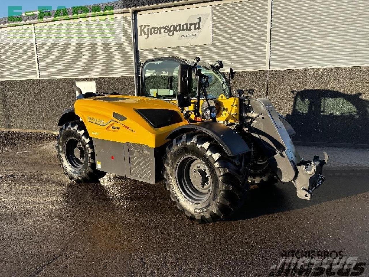 Teleskoplader типа New Holland th 7.42 elite, Gebrauchtmaschine в AALBORG SV (Фотография 6)