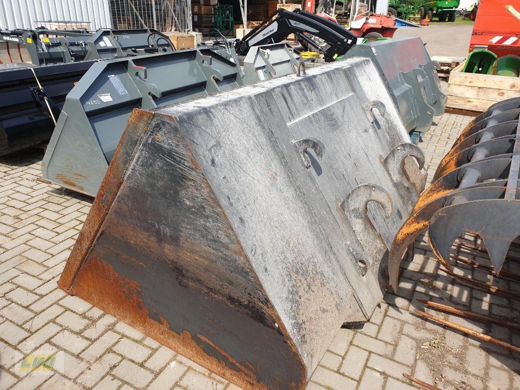 Teleskoplader des Typs New Holland TH 7.42, Gebrauchtmaschine in Schenkenberg (Bild 15)