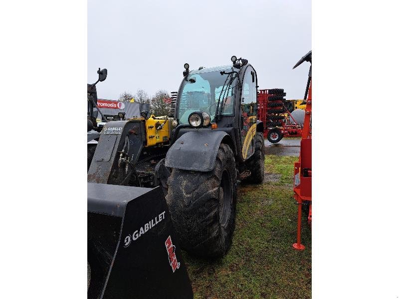 Teleskoplader typu New Holland TH636, Gebrauchtmaschine v PONTIVY (Obrázek 1)