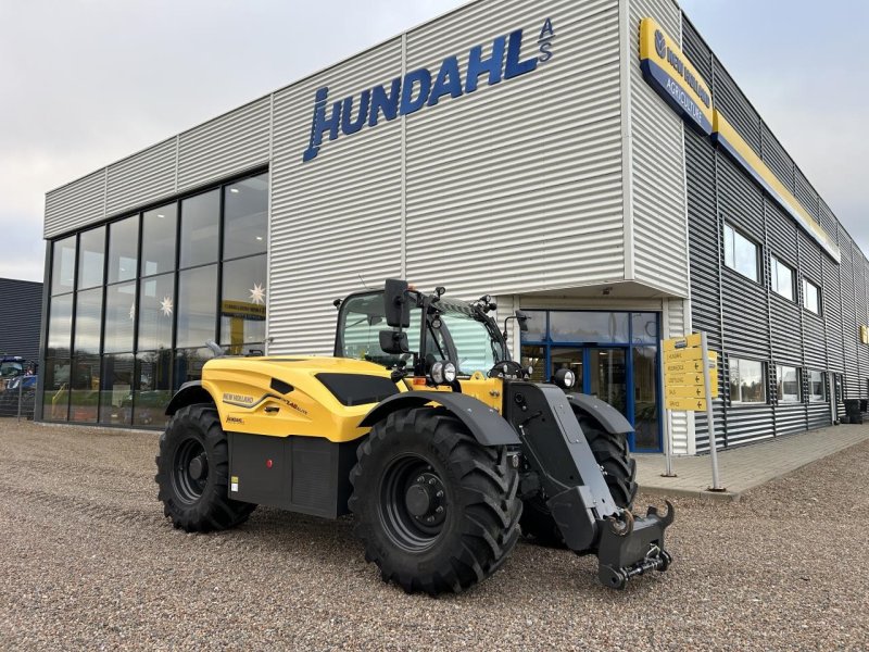 Teleskoplader от тип New Holland TH7.42-145HP NEW, Gebrauchtmaschine в Thisted (Снимка 1)