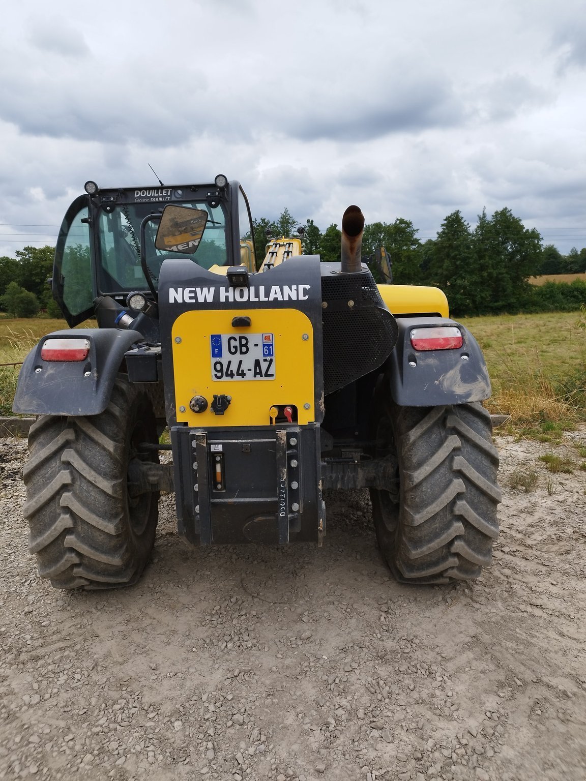 Teleskoplader del tipo New Holland TH7.42, Gebrauchtmaschine In Montenay (Immagine 11)