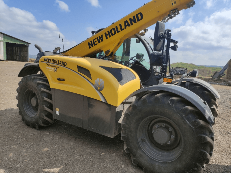 Teleskoplader del tipo New Holland TH7.42, Gebrauchtmaschine In Le Horps (Immagine 1)