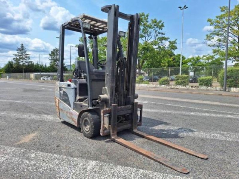 Teleskoplader del tipo Nissan S1N1L130, Gebrauchtmaschine en senlis (Imagen 3)