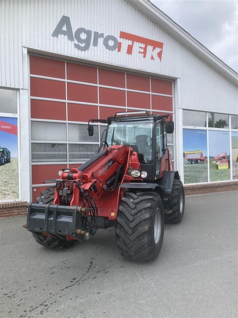 Teleskoplader tip Schäffer 8620 T Centralsmøring og store hjul, Gebrauchtmaschine in Hobro (Poză 1)