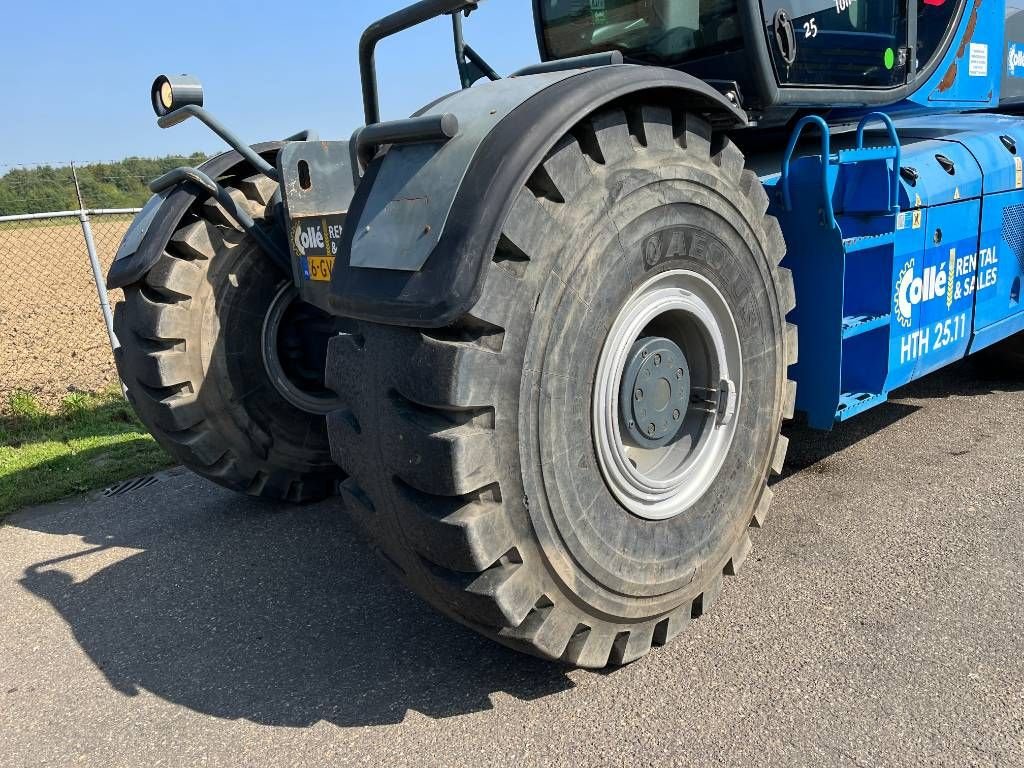 Teleskoplader typu Sonstige MAGNI HTH 25.11, Gebrauchtmaschine w Sittard (Zdjęcie 7)