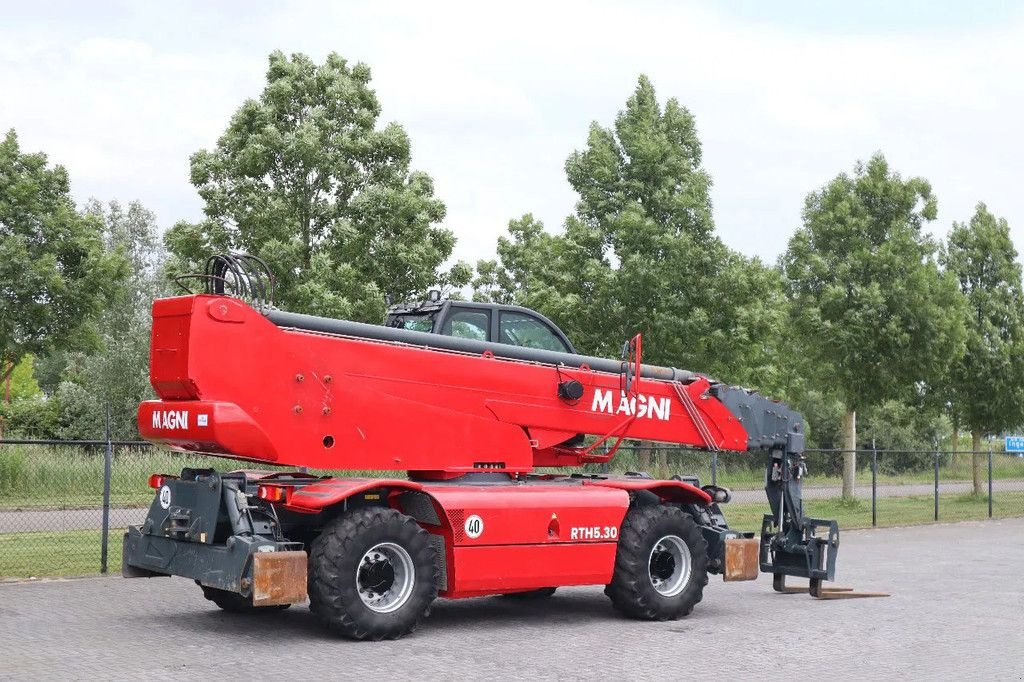 Teleskoplader of the type Sonstige MAGNI RTH 5.30 S REMOTE CONTROL HYDRAULIC FORKS, Gebrauchtmaschine in Marknesse (Picture 7)