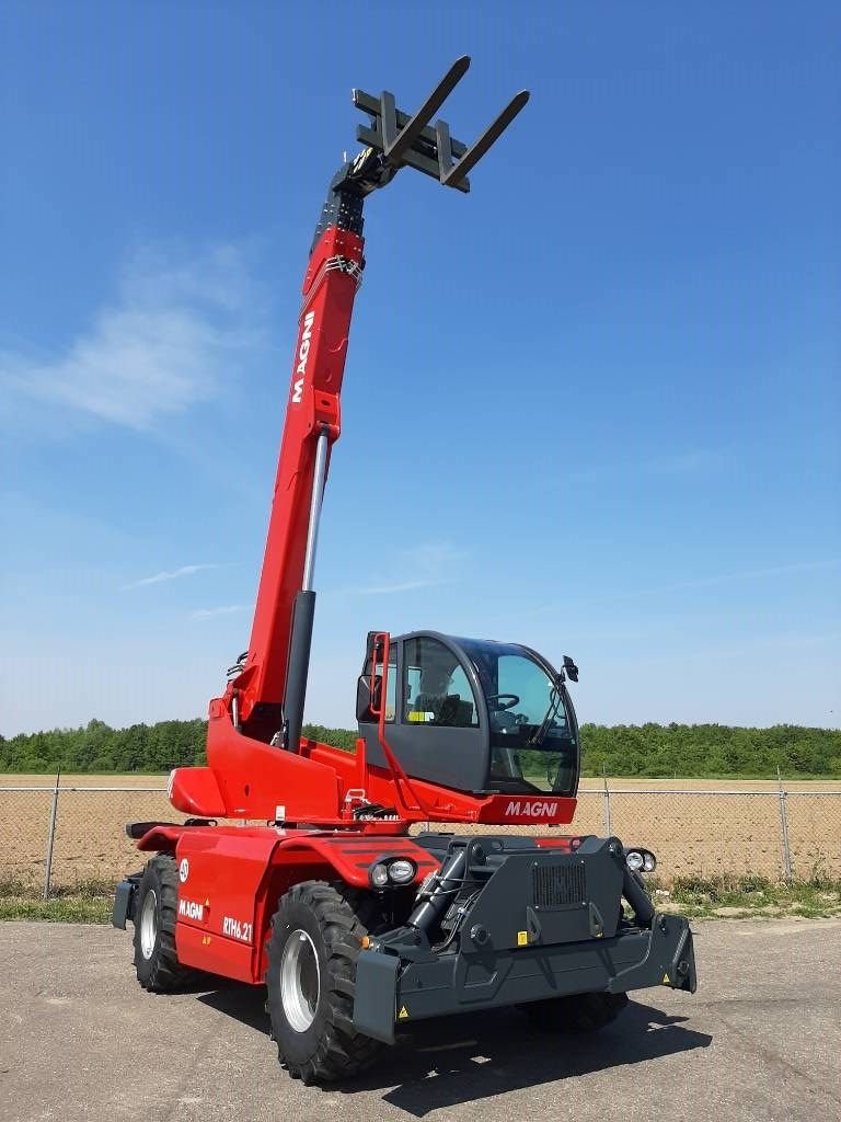 Teleskoplader van het type Sonstige MAGNI RTH 6.21, Gebrauchtmaschine in Sittard (Foto 8)