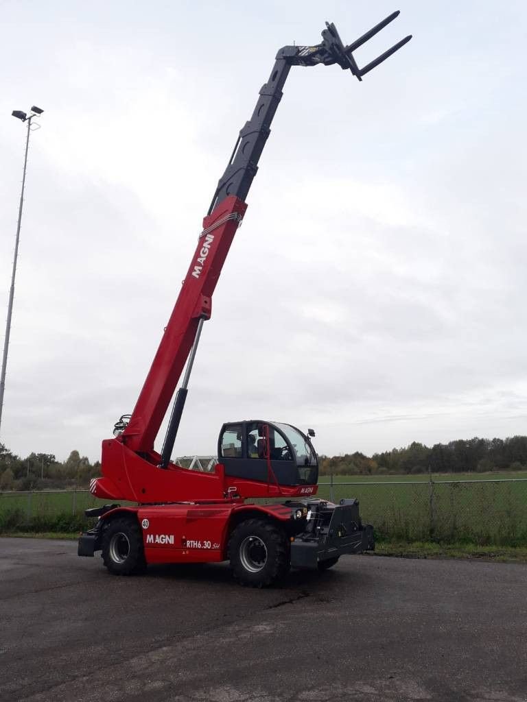 Teleskoplader Türe ait Sonstige MAGNI RTH 6.30 SH, Gebrauchtmaschine içinde Sittard (resim 9)