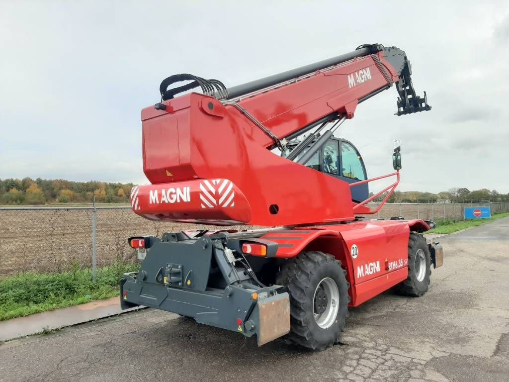 Teleskoplader van het type Sonstige MAGNI RTH 6.35 SH, Gebrauchtmaschine in Sittard (Foto 5)