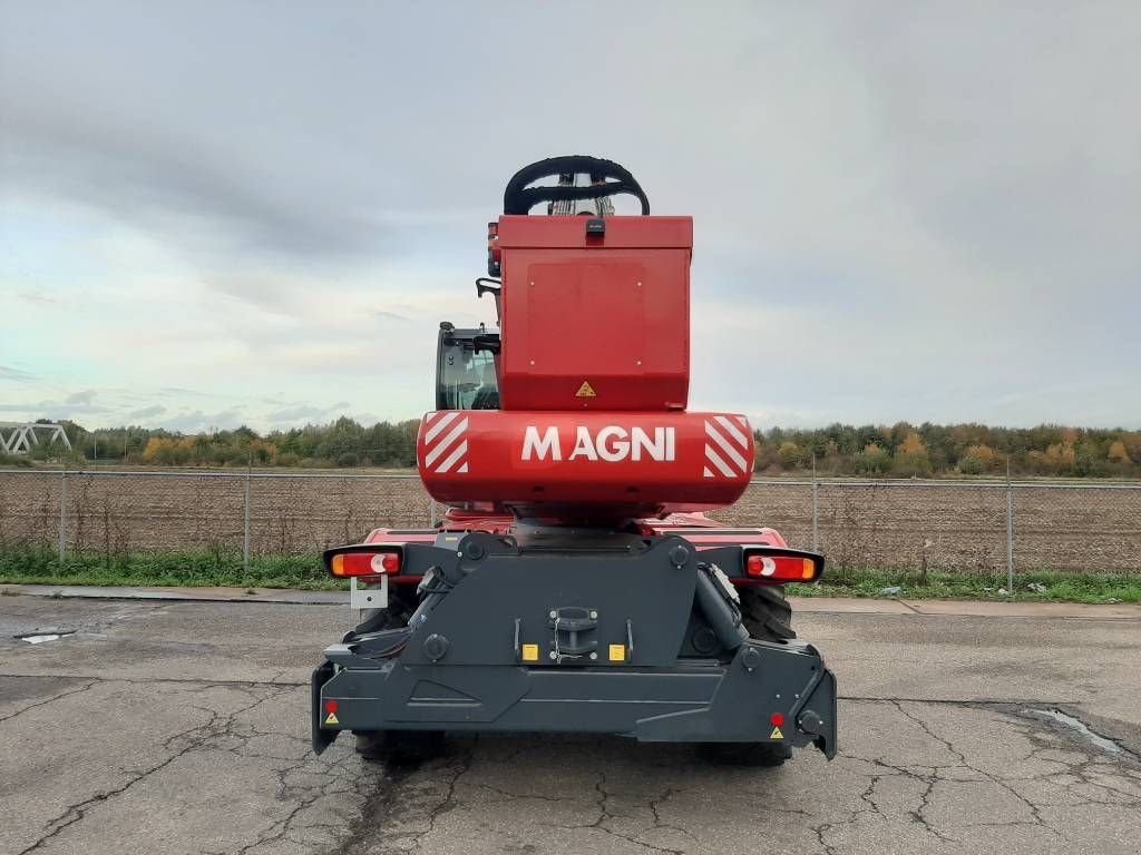 Teleskoplader van het type Sonstige MAGNI RTH 6.35 SH, Gebrauchtmaschine in Sittard (Foto 10)