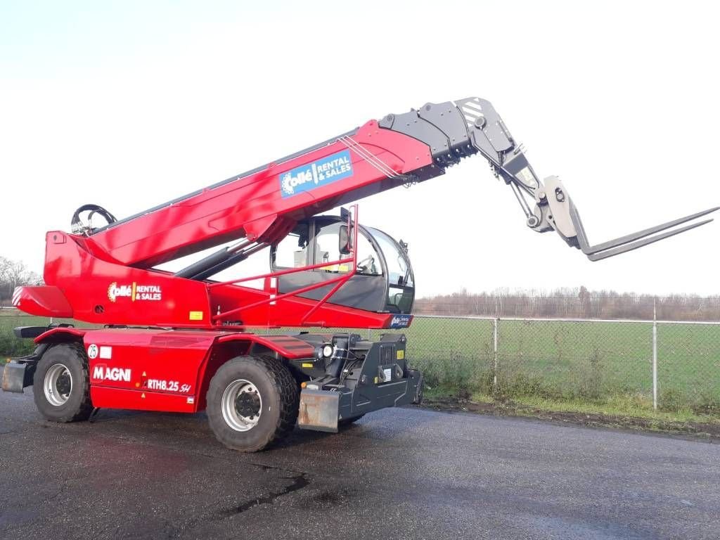 Teleskoplader typu Sonstige MAGNI RTH 8.25 SH, Neumaschine w Sittard (Zdjęcie 10)