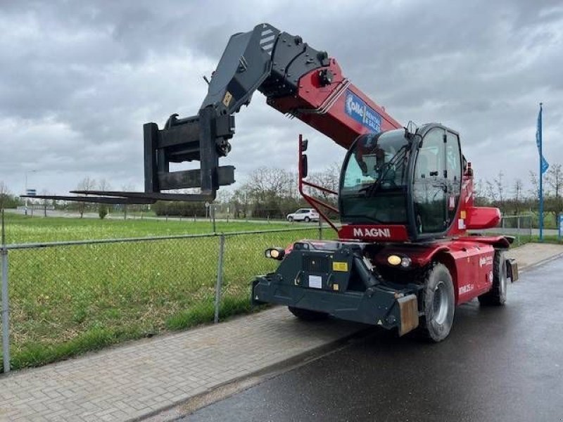 Teleskoplader des Typs Sonstige MAGNI RTH 8.25 SH, Gebrauchtmaschine in Sittard (Bild 7)