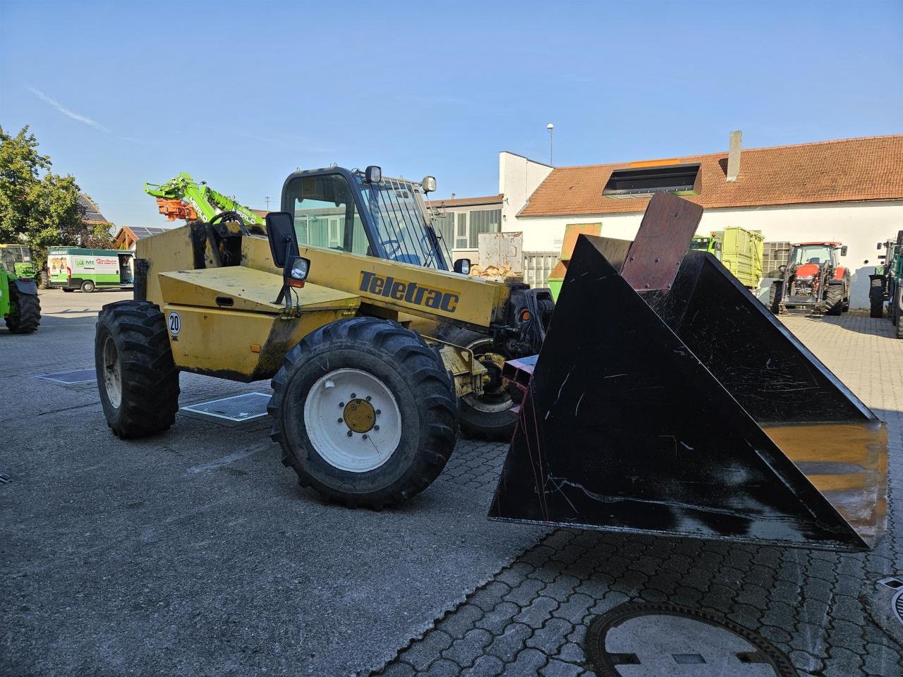 Teleskoplader van het type Sonstige Unitrac 726-T, Gebrauchtmaschine in Ampfing (Foto 2)