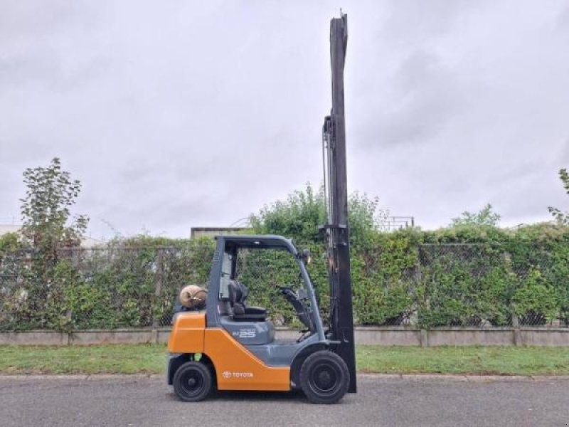 Teleskoplader van het type Toyota 028FGF25, Gebrauchtmaschine in senlis (Foto 11)