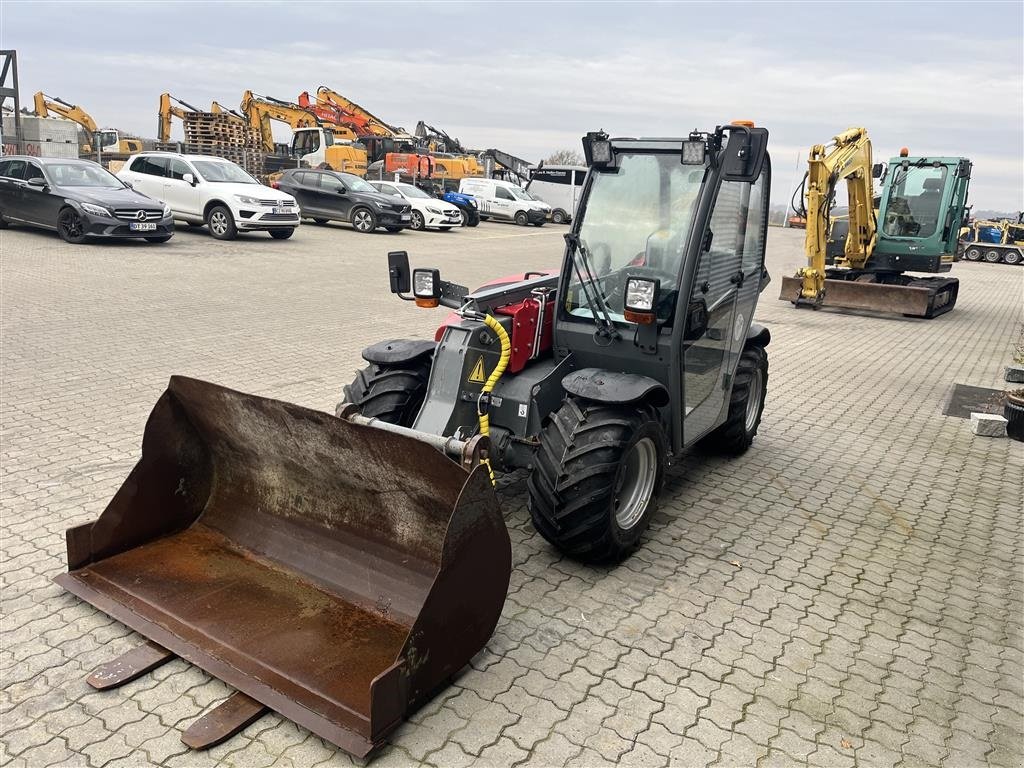 Teleskoplader typu Weidemann  T4512 skovl og gafler, Gebrauchtmaschine w Rønnede (Zdjęcie 4)