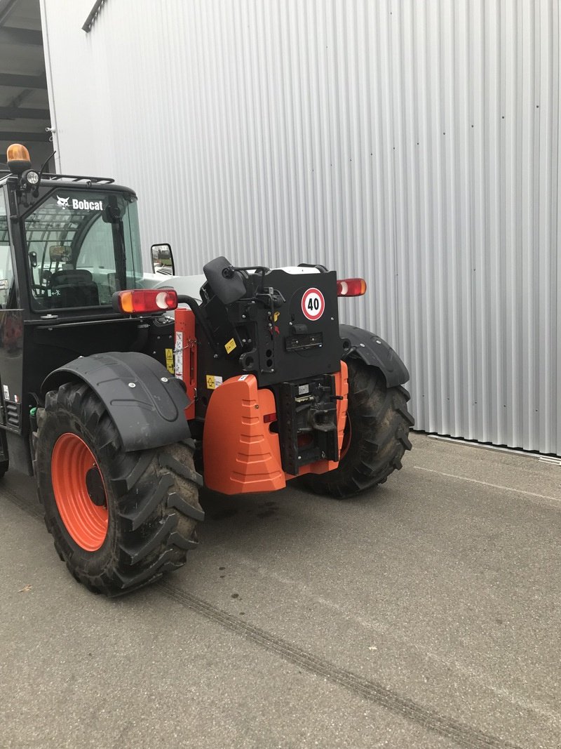 Teleskopstapler van het type Bobcat TL 38.70 HF, Gebrauchtmaschine in Henau (Foto 3)