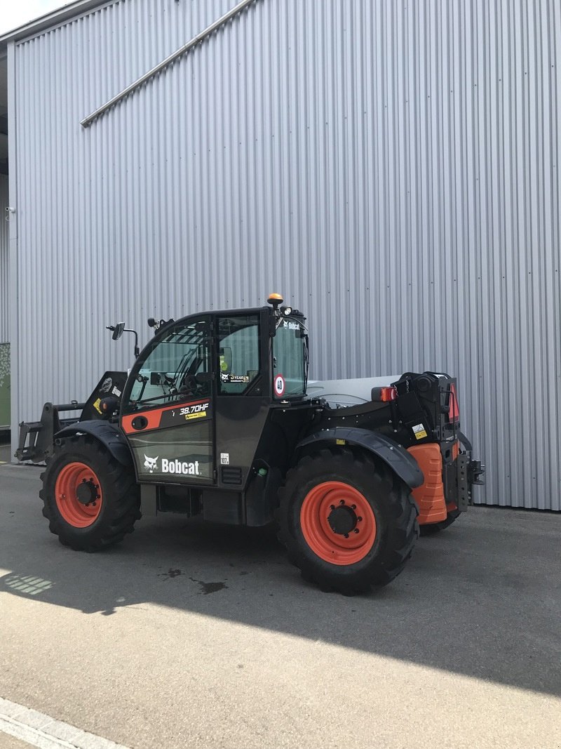 Teleskopstapler van het type Bobcat TL 38.70 HF, Gebrauchtmaschine in Henau (Foto 3)