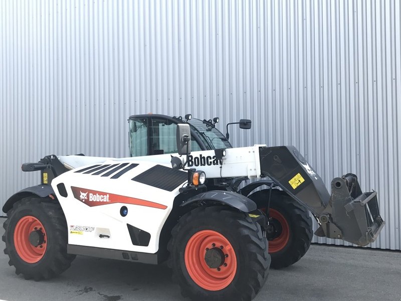 Teleskopstapler of the type Bobcat TL 38.70 HF, Gebrauchtmaschine in Henau